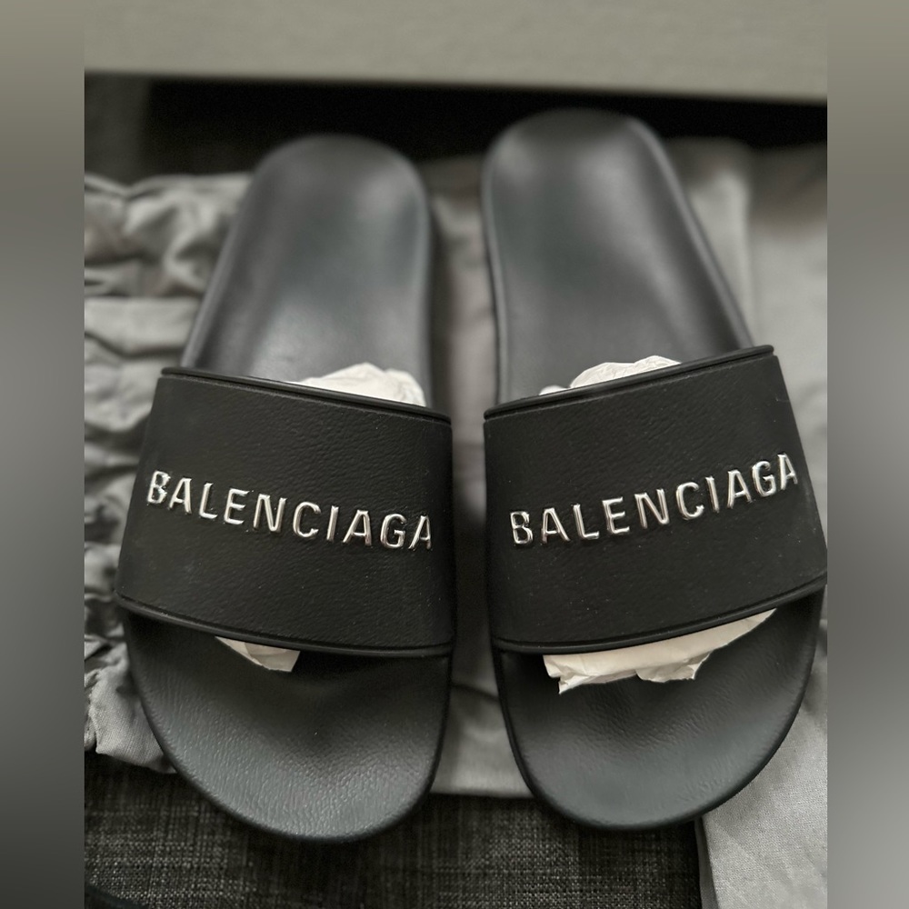 BALENCIAGA POOL SLIDES